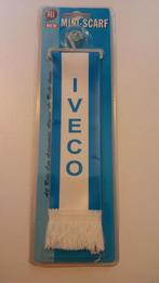 Iveco auto vrachtwagen mini vaantje NIEUW sjaaltje, Verzamelen, Automerken, Motoren en Formule 1, Ophalen of Verzenden, Nieuw