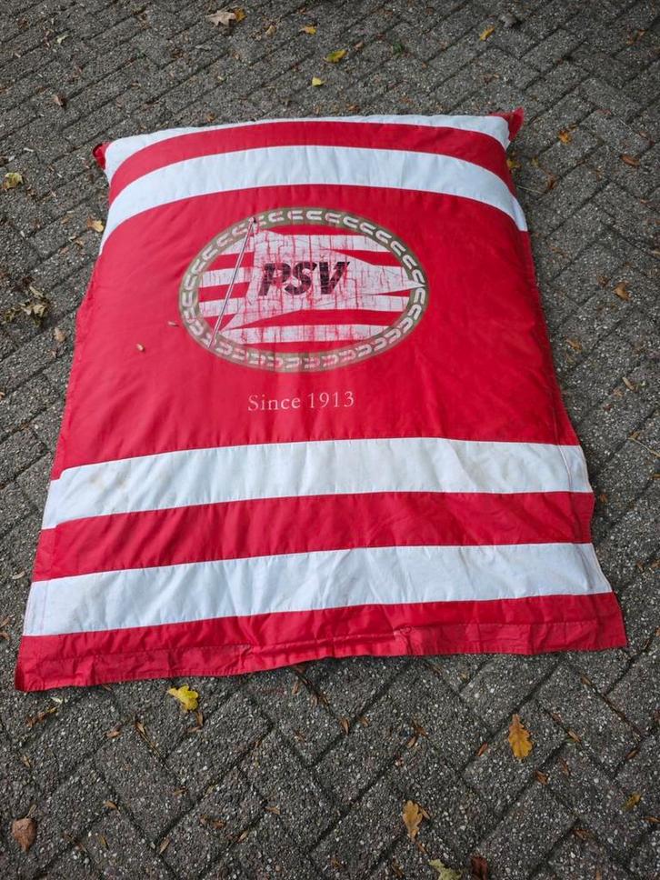 Zitzak met het psv logo, Huis en Inrichting, Zitzakken, Gebruikt, Zitzak, Rood, Ophalen