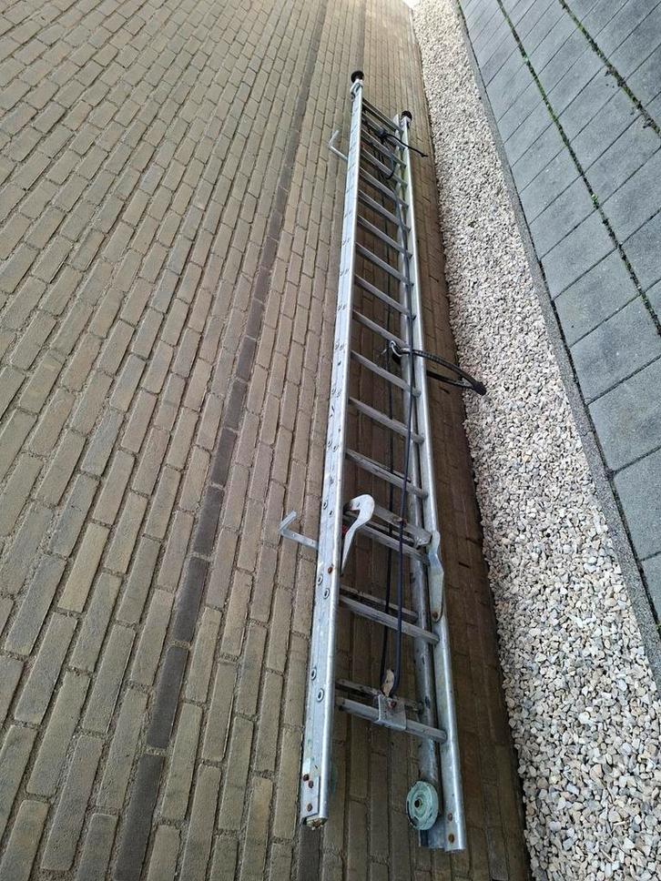Ladder - Optrekladder - Touwladder, Doe-het-zelf en Verbouw, Ladders en Trappen, Gebruikt, Ladder, 4 meter of meer, Opvouwbaar of Inschuifbaar