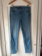Mooie spijkerbroek van Lee mt 32/33, Blauw, Ophalen of Verzenden, Zo goed als nieuw, W30 - W32 (confectie 38/40)