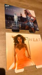 Beyoncé parfums promotieborden, Verzamelen, Muziek, Artiesten en Beroemdheden, Verzenden, Zo goed als nieuw, Poster, Artwork of Schilderij