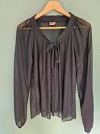 Zwart doorschijnende blouse met strik, Ophalen of Verzenden, Zo goed als nieuw, Maat 42/44 (L), Zwart