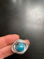 Handgemaakte ring met blauwe steen, 18 tot 19, Blauw, Ophalen of Verzenden, Zo goed als nieuw