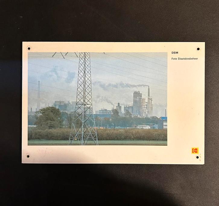 Kunststof coupebordje NS ‘DSM’, Verzamelen, Spoorwegen en Tramwegen, Gebruikt, Trein, Ophalen of Verzenden