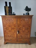 Kast van blond wortelnoten hout, Overige materialen, 100 tot 150 cm, 100 tot 150 cm, Zo goed als nieuw