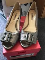 Nieuw zomerschoen mt 40 goud metalic leer Zinda, Kleding | Dames, Ophalen of Verzenden, Nieuw, Overige kleuren, Pumps