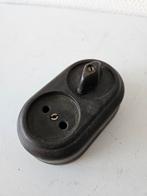 Bakelieten stopcontact met schakelaar, Ophalen of Verzenden