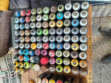 Set spuitbussen en latex (graffiti) - montana black & gold beschikbaar voor biedingen