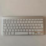 Apple Wireless Keyboard A1314 Werkt perfect, Computers en Software, Toetsenborden, Multimediatoetsen, Ophalen of Verzenden, Zo goed als nieuw