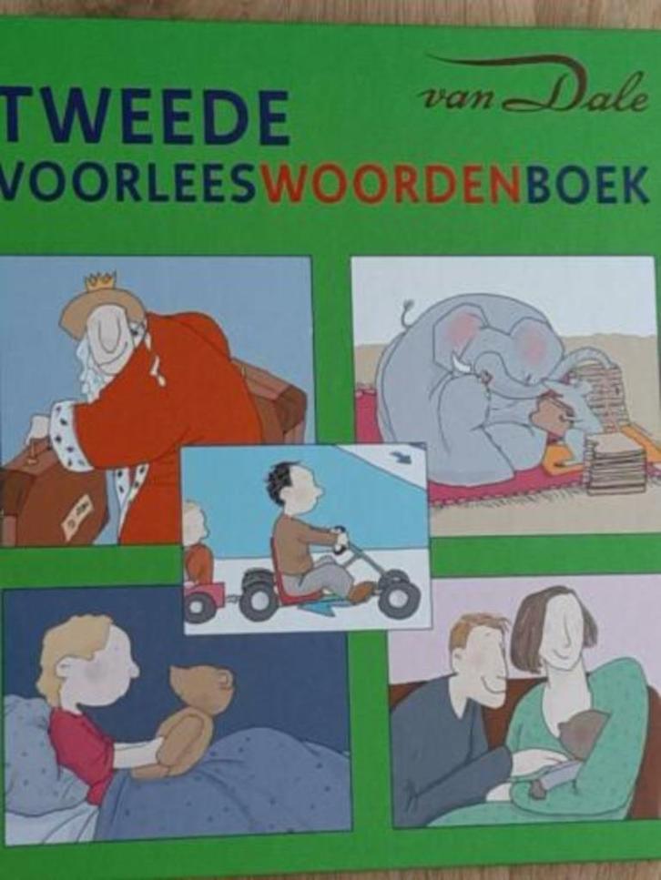 Van Dale- Tweede Voorlees Woordenboek- HC, Boeken, Kinderboeken | Kleuters, Zo goed als nieuw, Fictie algemeen, Verzenden
