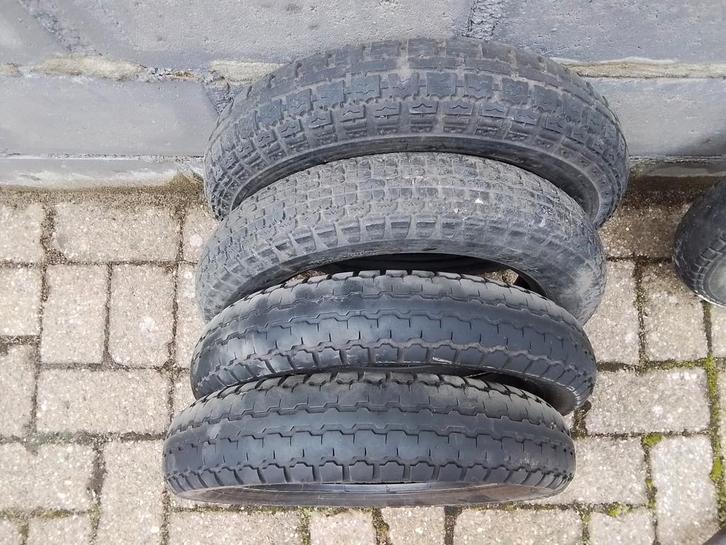 4keer buiten banden Vespa citta 2 keer voor wiel achter wiel, Fietsen en Brommers, Brommeronderdelen | Algemeen, Gebruikt, Overige typen
