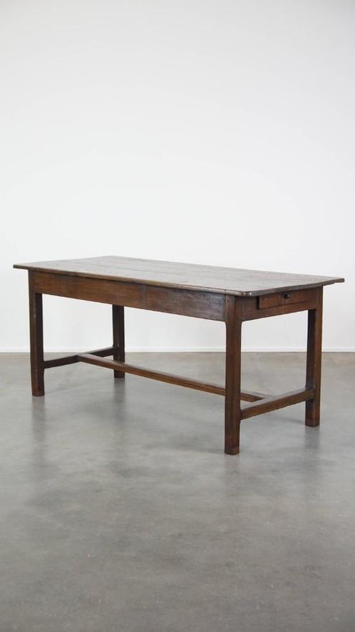 Antieke Franse eettafel gemaakt van eikenhout met 1 lade, Antiek en Kunst, Antiek | Meubels | Tafels, Ophalen