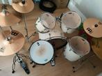 Pearl Forum Set + Mapex Snare & Cymbals, Muziek en Instrumenten, Drumstellen en Slagwerk, Ophalen, Overige merken
