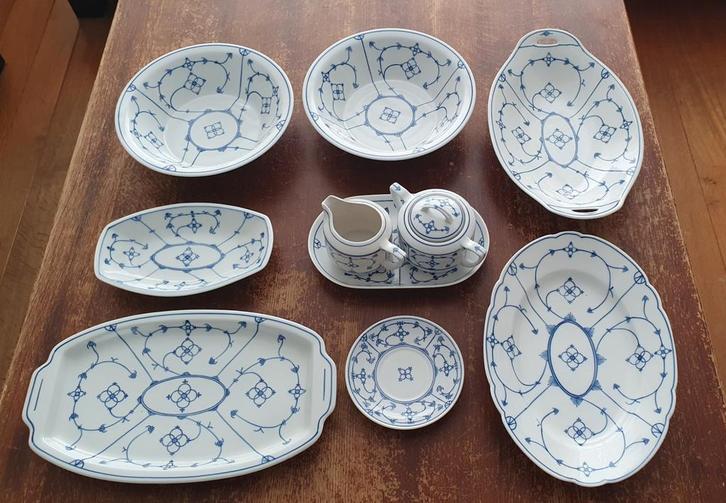 Antiek Jäger Eisenberg Servies, Huis en Inrichting, Keuken | Servies, Gebruikt, Bord(en), Boerenbont, Aardewerk, Ophalen