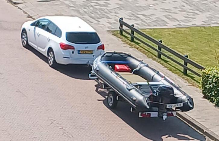 Rubberboot 4,70 25pk. 3 maanden oud, Watersport en Boten, Rubberboten, Zo goed als nieuw, Overige merken, Aluminium, Minder dan 70 pk
