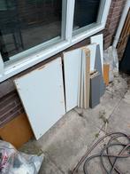 Planken hout van oude kast, Ophalen, Gebruikt