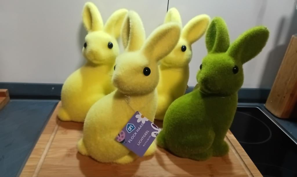 4 Flock Hazen Appie - Paasdecoratie, Ophalen of Verzenden, Zo goed als nieuw