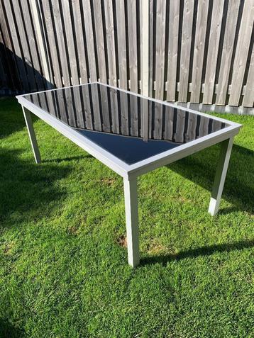 Tuintafel 180x90cm (6 persoons) beschikbaar voor biedingen