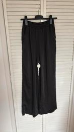 Made in italy broek zwart maat M/L, Kleding | Dames, Broeken en Pantalons, Maat 38/40 (M), Zwart, Ophalen of Verzenden, Zo goed als nieuw