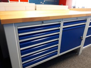 Werkbank showroom opruiming beschikbaar voor biedingen