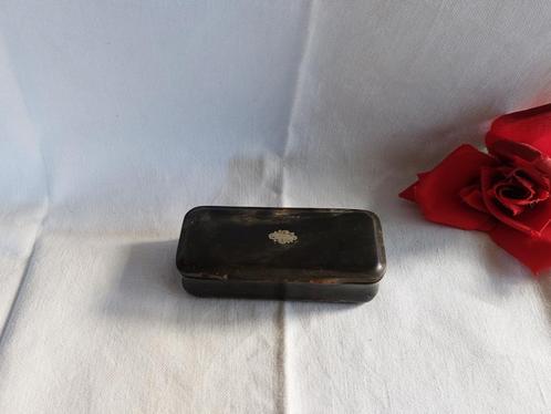 Oud Frans snuifdoosje | 95 x 45 x 25 mm, Antiek en Kunst, Curiosa en Brocante, Verzenden