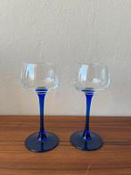 Set van 2 Luminarc wijnglazen moezelglazen blauwe voet, Verzamelen, Glas en Borrelglaasjes, Ophalen of Verzenden, Zo goed als nieuw