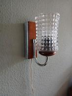 Vintage jaren 60 wandlamp, Huis en Inrichting, Ophalen of Verzenden, Zo goed als nieuw, Glas