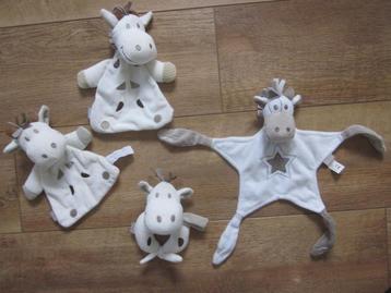 Tiamo Gino de Giraf Giraffe knuffel(s) zacht pluche rammeltj beschikbaar voor biedingen