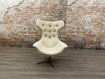 Poltrona Frau Regina bij TheReSales beschikbaar voor biedingen