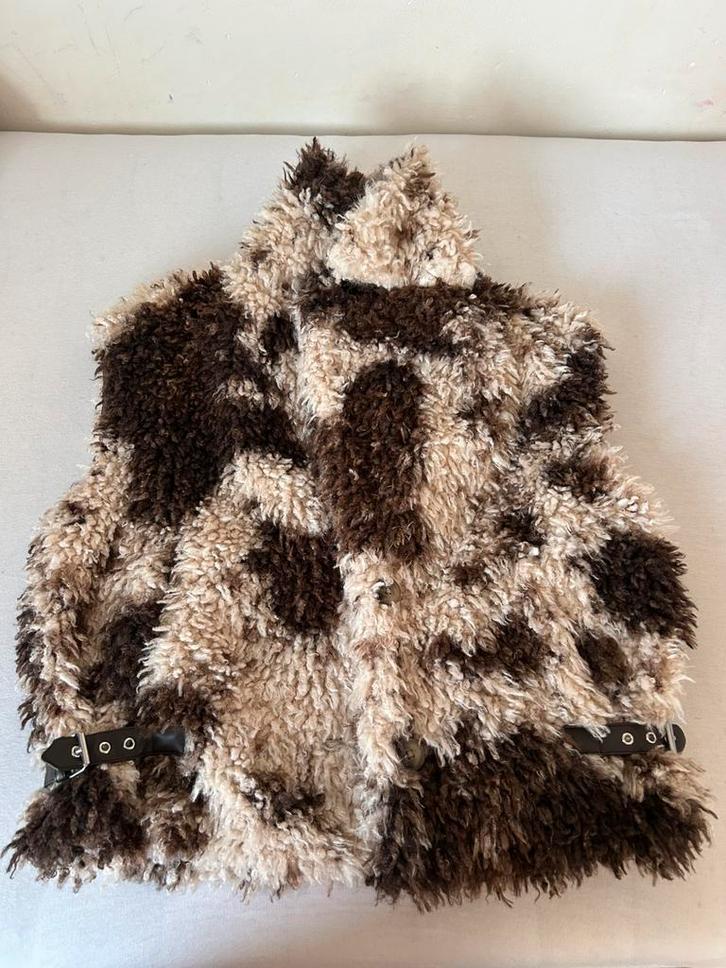 COSTES furry teddy gilet – koeienprint – maat M/L, Kleding | Dames, Bodywarmers, Zo goed als nieuw, Maat 42/44 (L), Bruin, Ophalen of Verzenden