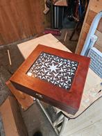 Houten kist met glazen deksel thee doos, Huis en Inrichting, Woonaccessoires | Kisten, Ophalen, Minder dan 50 cm, Gebruikt, Glas