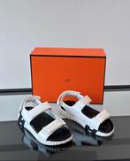 Hermes Slippers ( 1 + 1 GRATIS !!!), Ophalen of Verzenden, Zo goed als nieuw, Zwart