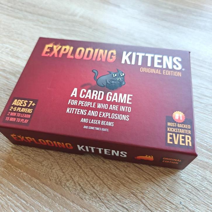 Exploding Kittens (EN), Hobby en Vrije tijd, Gezelschapsspellen | Kaartspellen, Zo goed als nieuw, Ophalen of Verzenden