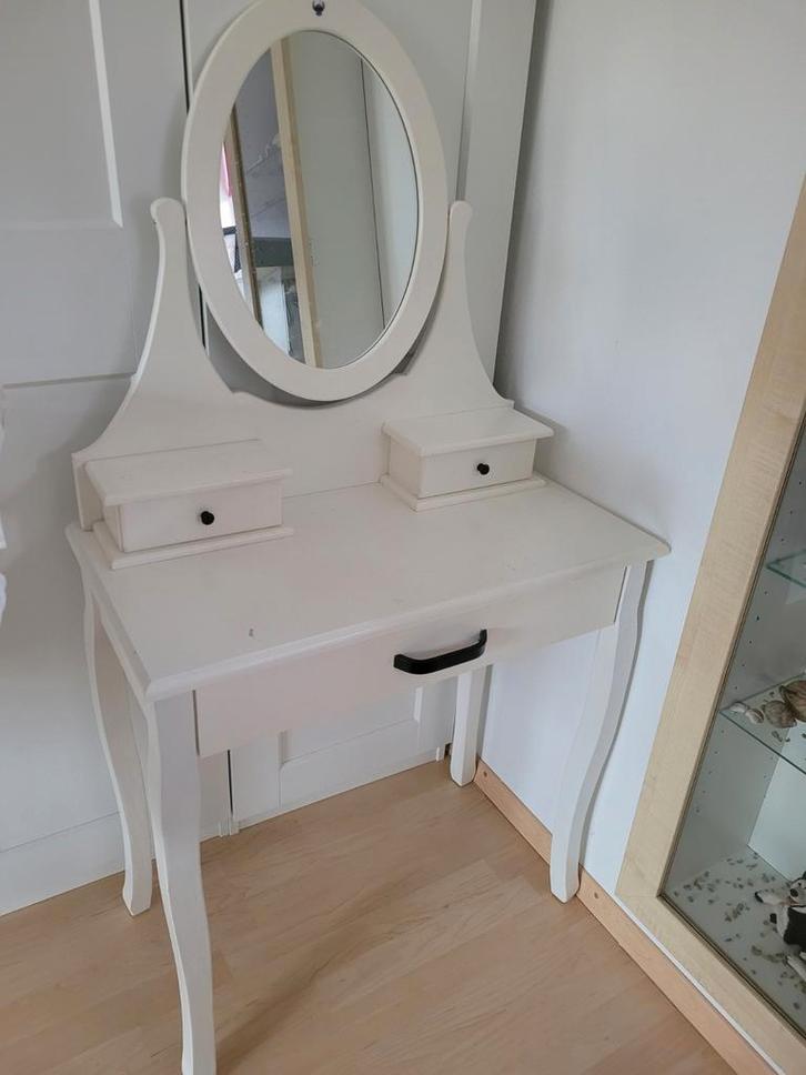 Ikea Make-up Tafel met Spiegel, Huis en Inrichting, Tafels | Kaptafels, Gebruikt, 100 tot 150 cm, 50 tot 100 cm, Hout, Ophalen