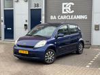 Daihatsu Sirion 1.3 | Airco | NAP | Trekhaak | Elek.ramen, Auto's, Daihatsu, Voorwielaandrijving, Stof, Zwart, Bedrijf