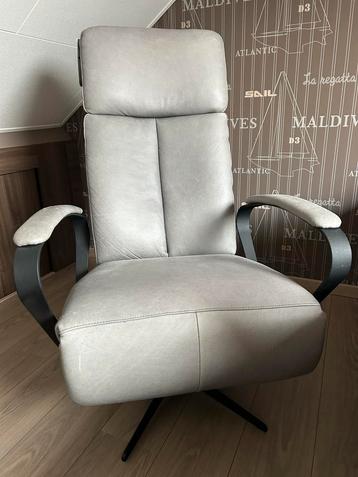Relaxfauteuil Lucas Large antraciet beschikbaar voor biedingen
