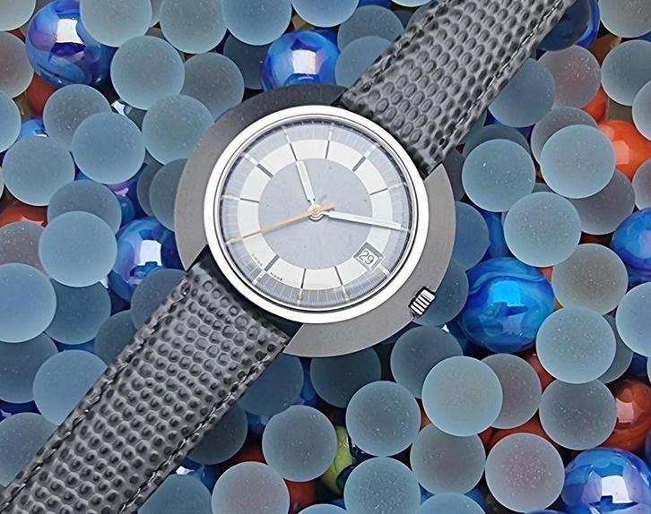 Candino titanium heren auto date jaren ‘70, Sieraden, Tassen en Uiterlijk, Horloges | Antiek, Polshorloge, Overige merken, Overige materialen
