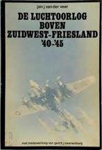 De luchtoorlog boven zuid-west- Friesland 40-45, Boeken, Ophalen of Verzenden, Tweede Wereldoorlog, Zo goed als nieuw, Overige onderwerpen