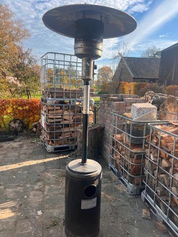 Terrasverwarming terrasheater gas beschikbaar voor biedingen