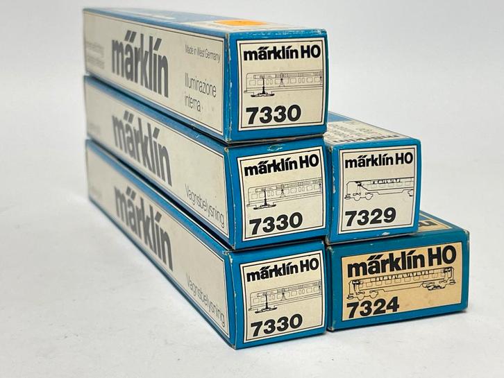 ** NIEUW (( Märklin ** 5x BINNENVERLICHTING RIJTUIGEN **, Hobby en Vrije tijd, Modeltreinen | H0, Nieuw, Overige typen, Wisselstroom