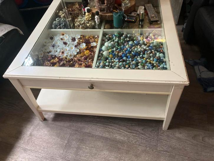 **prijs verlaagd**     Ikea salon tafel  4vaks met glasplaat, Huis en Inrichting, Tafels | Salontafels, Gebruikt, Minder dan 50 cm