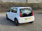 Volkswagen Up! 1.0 high up! PANO I NAVI I STOELVERW I ZEER M, Auto's, Volkswagen, Euro 5, Up!, 4 stoelen, Wit