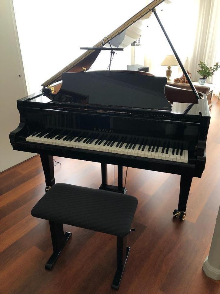 Kawai Vleugel RX5 Bj. 2010, Muziek en Instrumenten, Piano's, Zo goed als nieuw, Vleugel, Zwart, Hoogglans, Ophalen of Verzenden