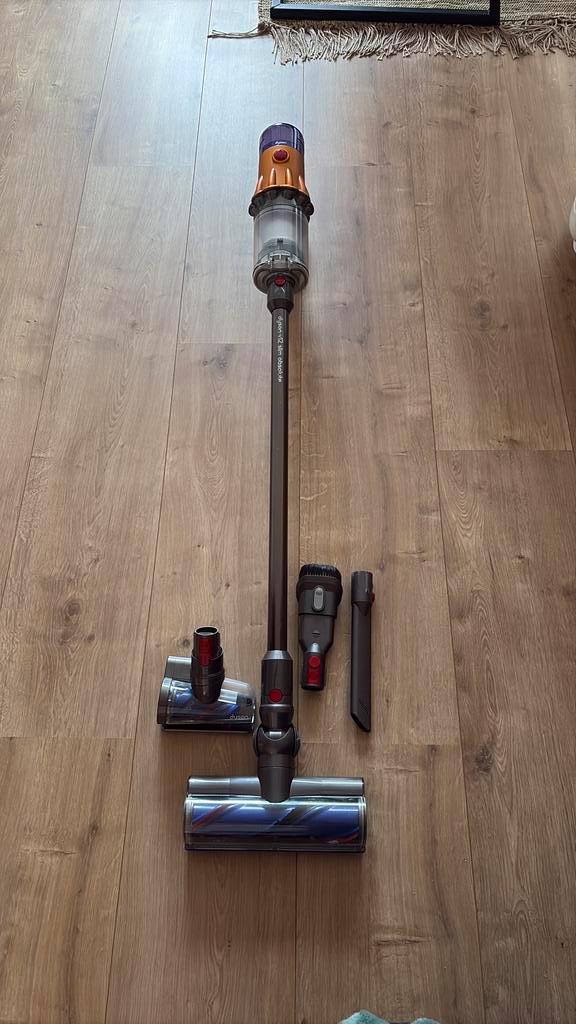 Dyson v12 slim absolute, Witgoed en Apparatuur, Stofzuigers, Gebruikt, Stofzuiger, Ophalen of Verzenden