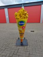stoepbord puntzak frites van Remia, Verzamelen, Merken en Reclamevoorwerpen, Ophalen, Gebruikt, Reclamebord