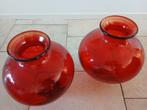 2 rode vazen hoog 37cm, breed 30cm, Huis en Inrichting, Woonaccessoires | Vazen, Ophalen, Minder dan 50 cm, Rood, Glas