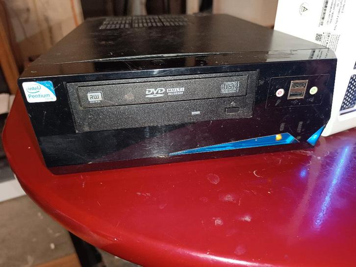 pc, Computers en Software, Desktop Pc's, Gebruikt, 2 tot 3 Ghz, HDD, 8 GB, Ophalen