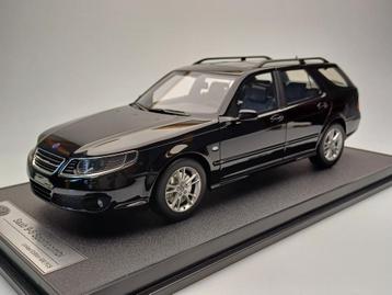 1:18 Saab 9-5 Sportcombi – 2006 – Zwart – Incl. Vitrinebox! beschikbaar voor biedingen