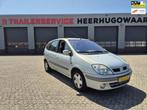 Renault Scénic 1.8-16V Air APK CLIMA AIRCO TREKHAAK! INRUIL, Gebruikt, 680 kg, 4 cilinders, 116 pk