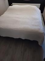 Zeer mooie sprei lj (Zara home), Huis en Inrichting, Slaapkamer | Beddengoed, Ophalen, Zo goed als nieuw, Tweepersoons, Beige